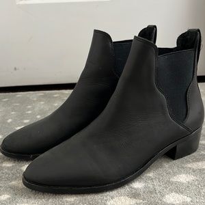 Soludos flat boots